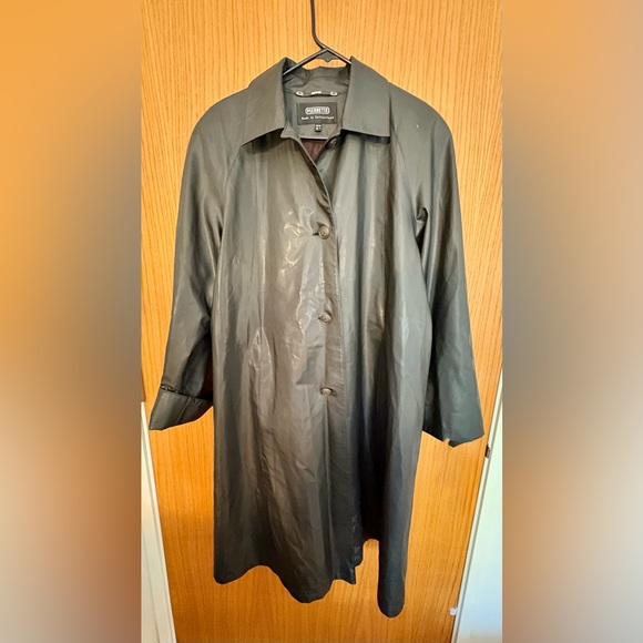 Pierrette AllWeatherCoats - Picture 5 of 12